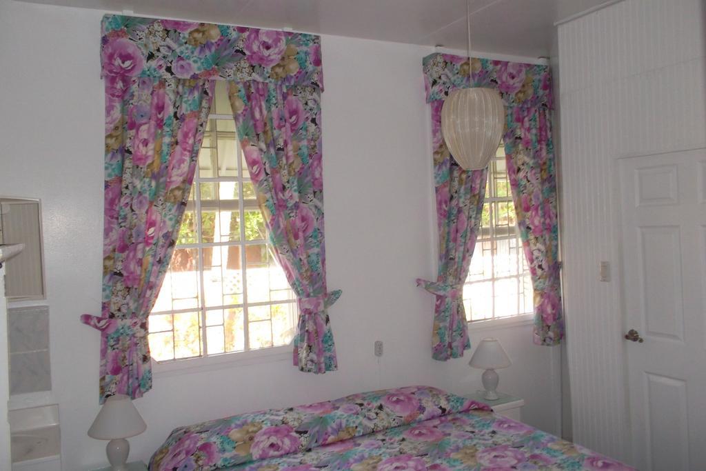 Beach Guest House Cleverdale Бриджтаун Номер фото